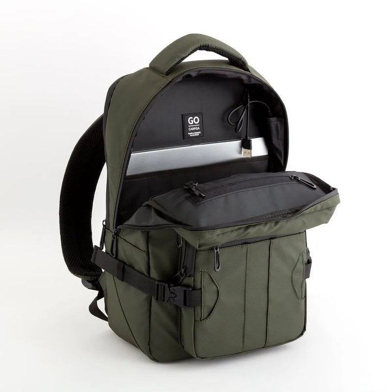 CARPISA Black Backpack - Image 4